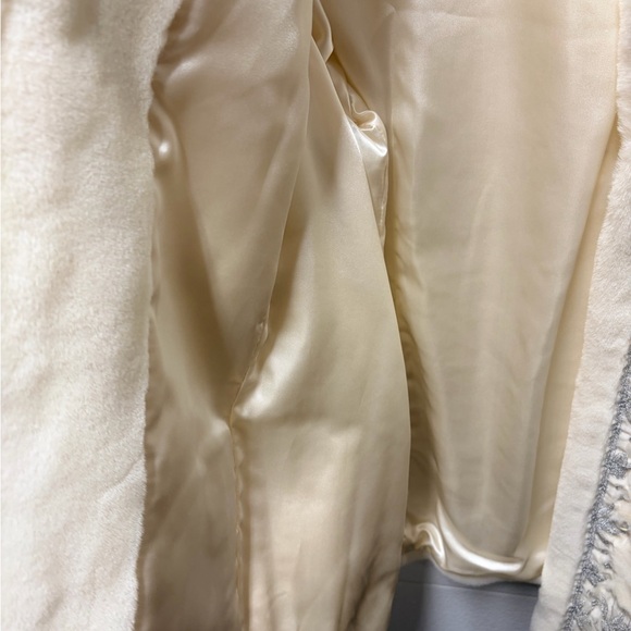 Dennis Basso Ivory Teddy Jacket Faux Fur elegant - Picture 4 of 8